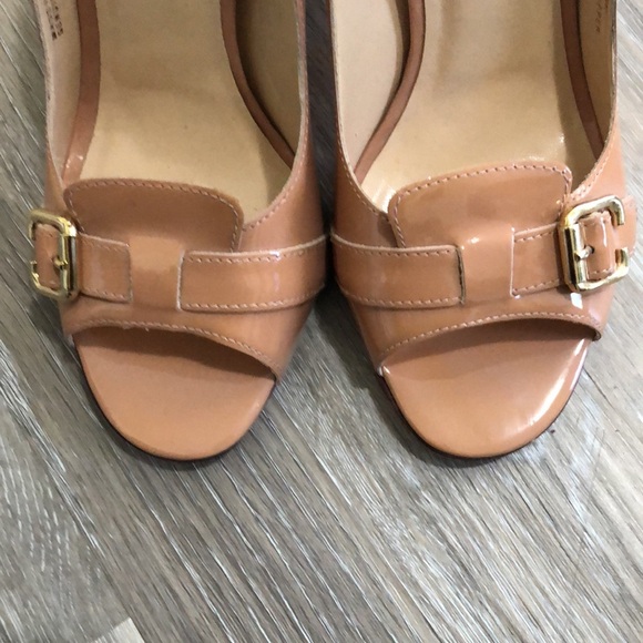 Talbots Chunky Heeled Shoe - Picture 4 of 7